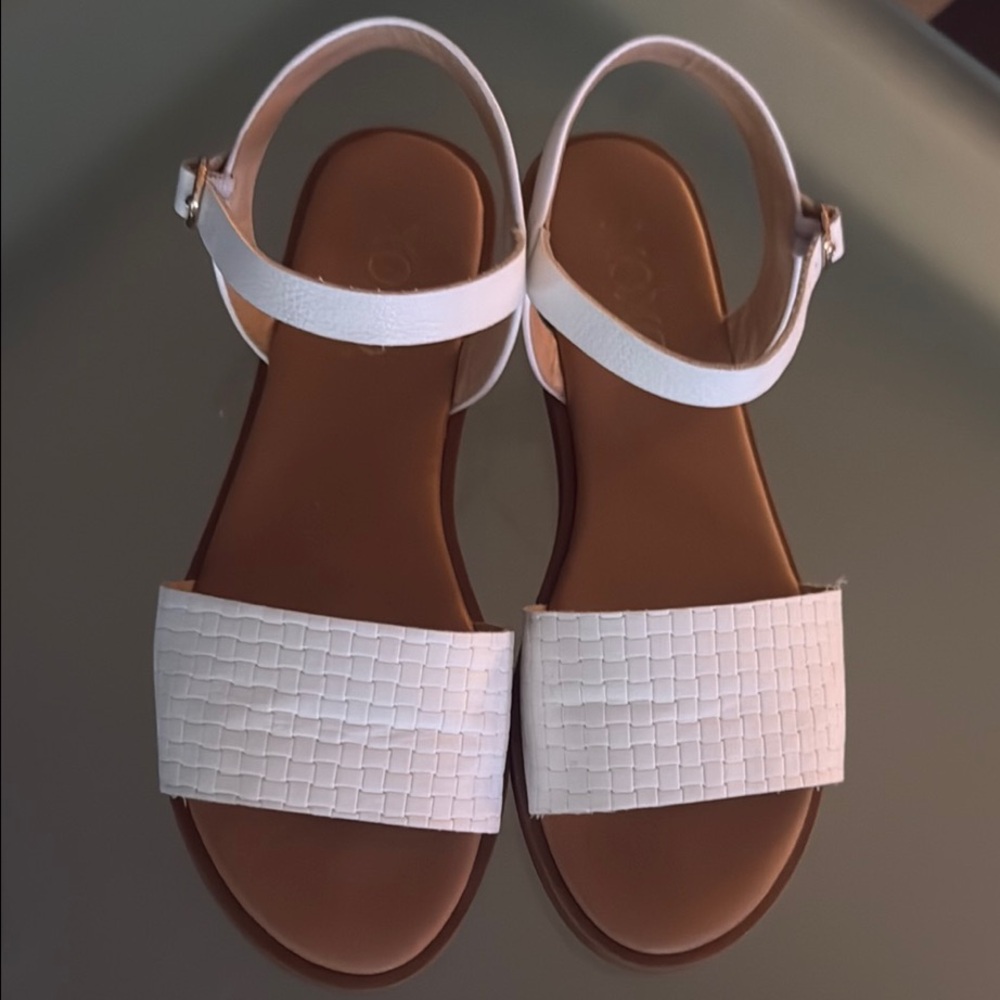 XOXO White Textured Strap Sandals